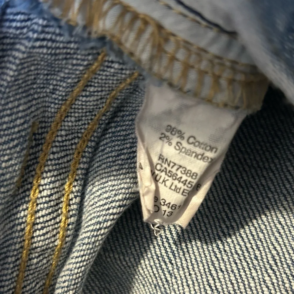 J. Crew Women's Stretch Denim Shorts - Picture 4 of 4